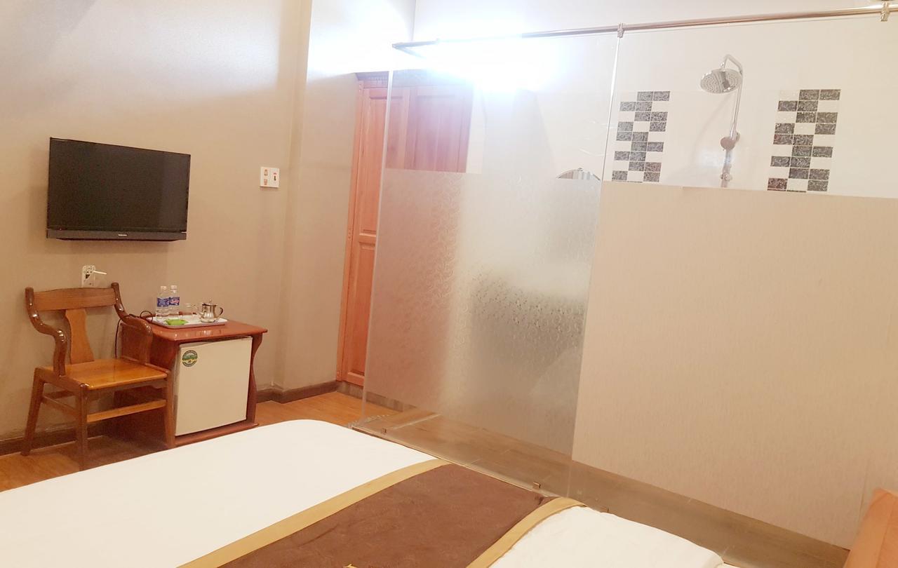 Tay Nguyen Hotel Kon Tum Exteriör bild